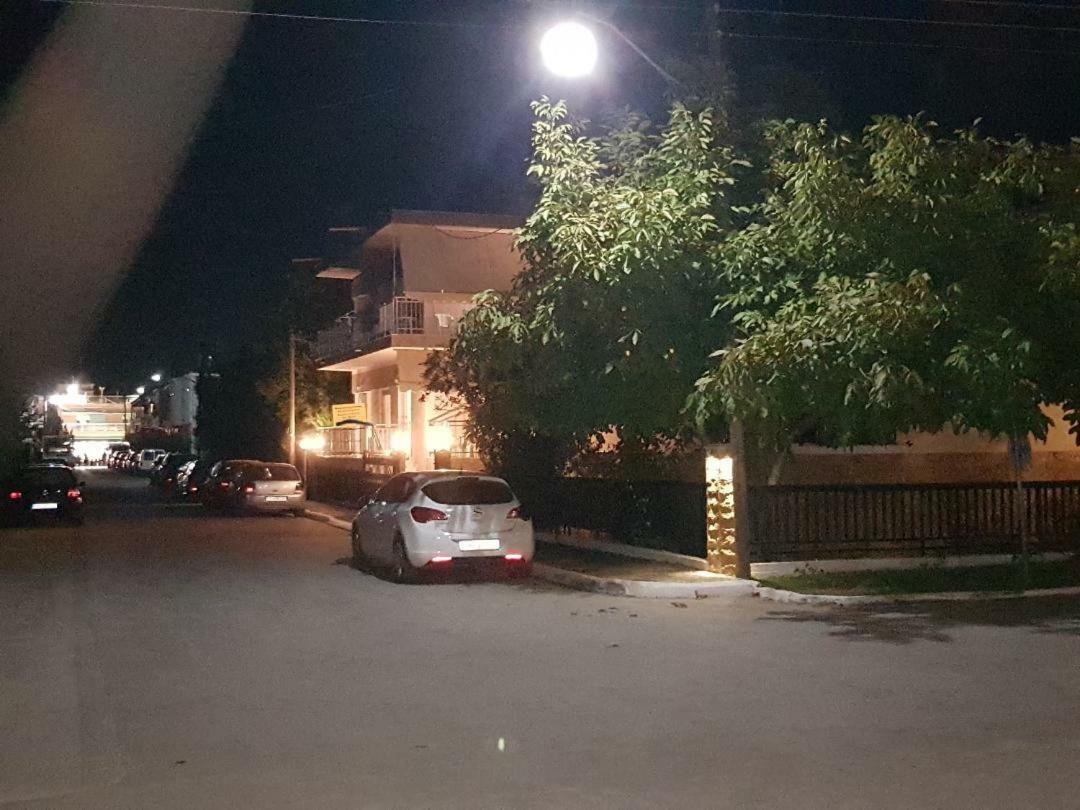 Dimitris Apartments Néa Plája Eksteriør bilde